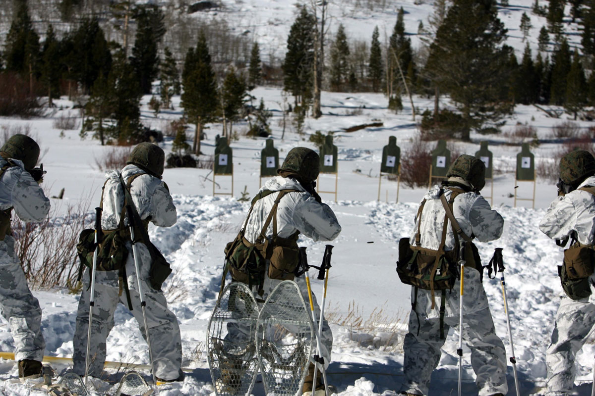 marine-snow-camouflage-uniform_001.jpg