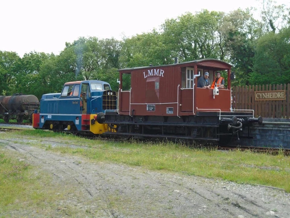 train.jpg