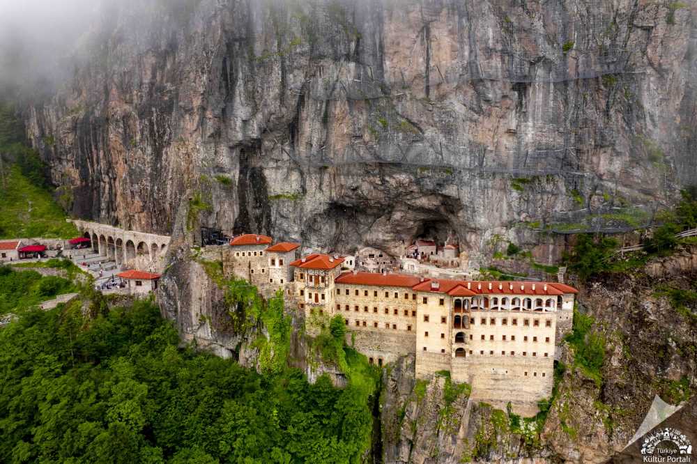 20251225115822358_Trabzon_Sumela_Manastiri(4) kopya.jpg