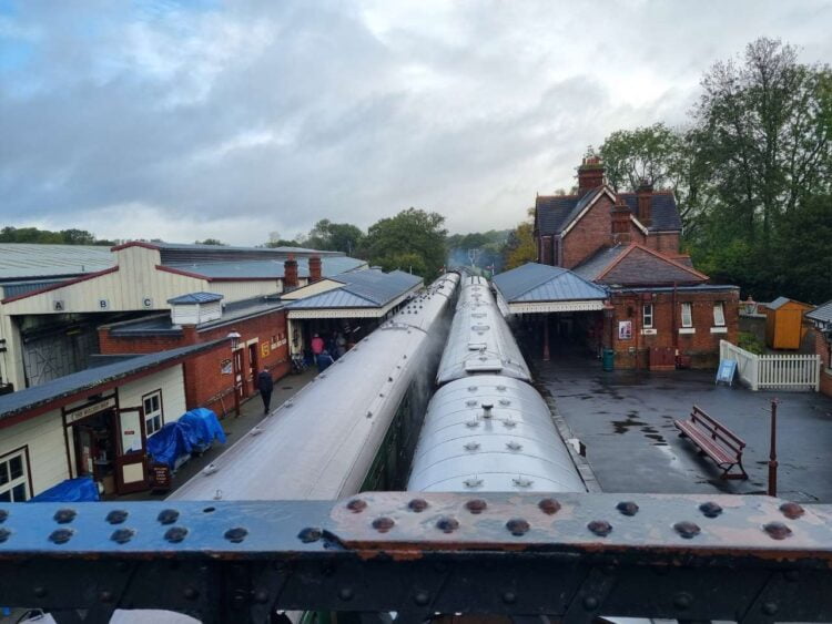 train.jpg