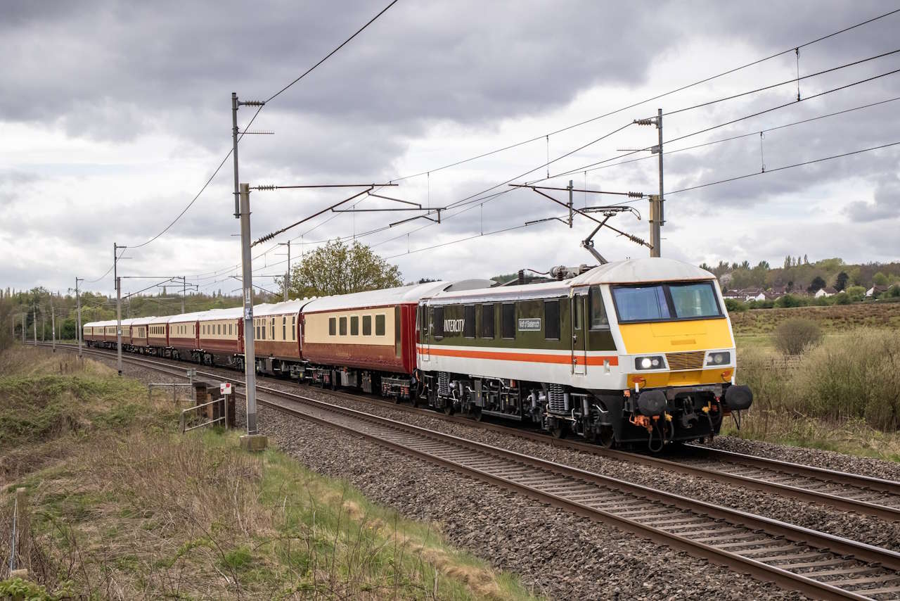 train.jpg