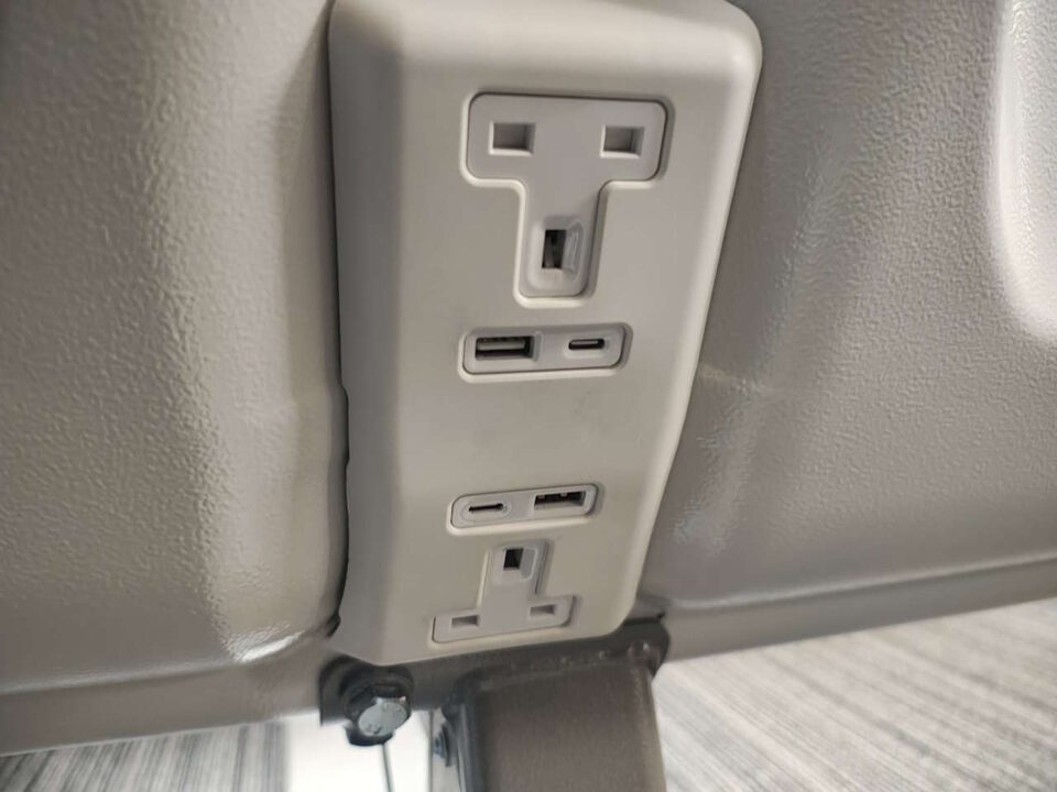 train.jpg