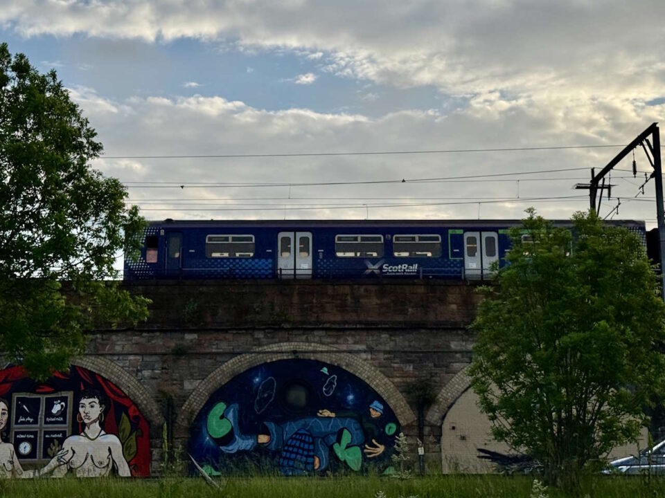 train.jpg