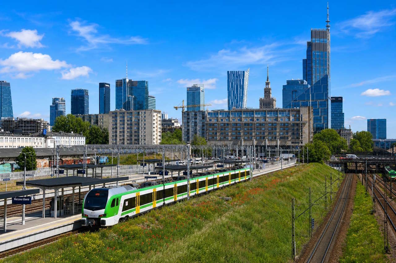 train.jpg