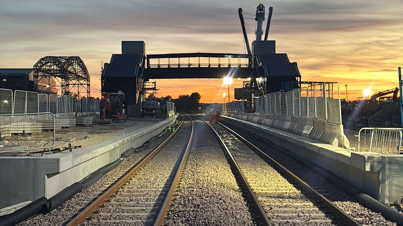 train.jpg