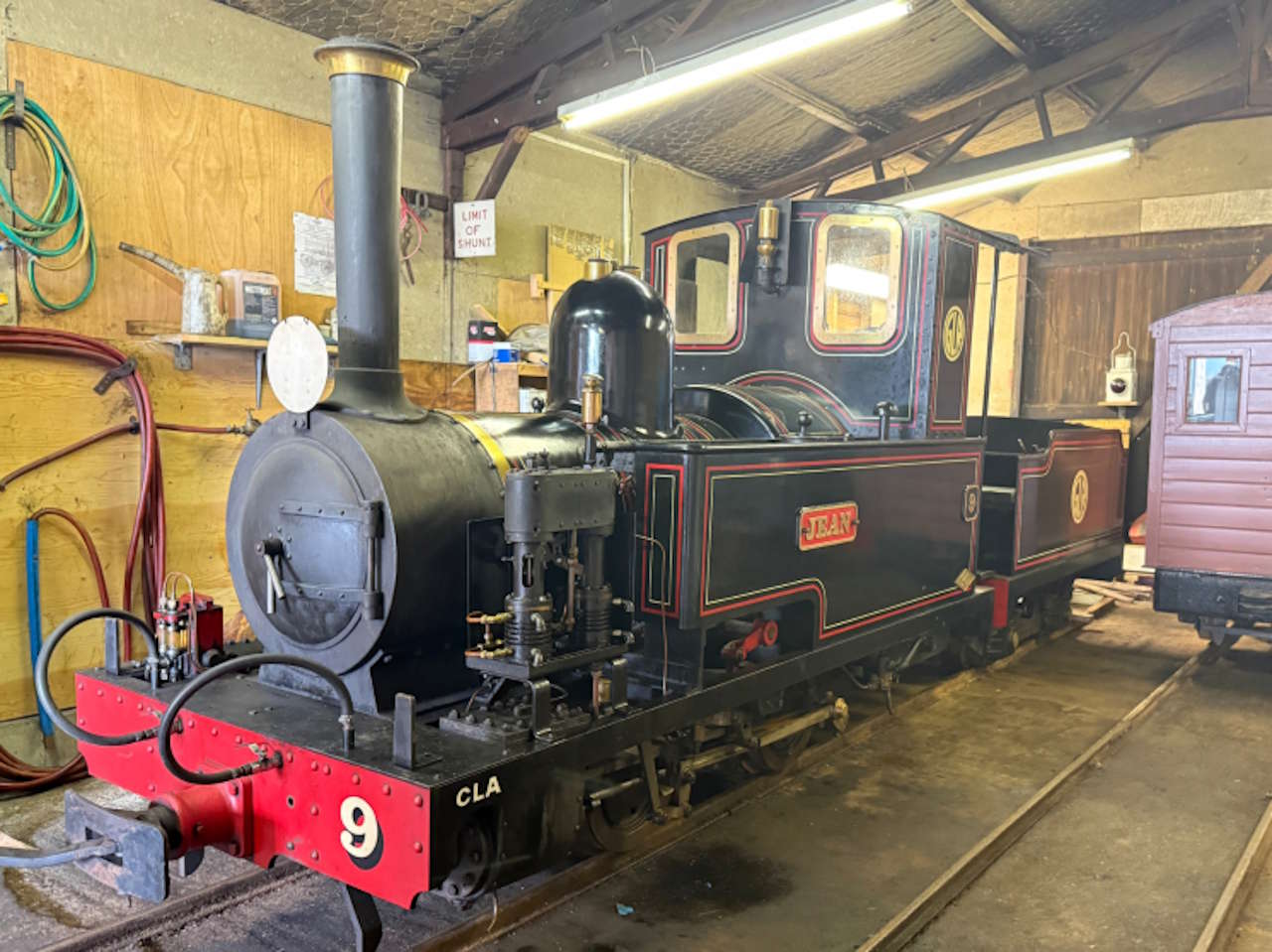train.jpg