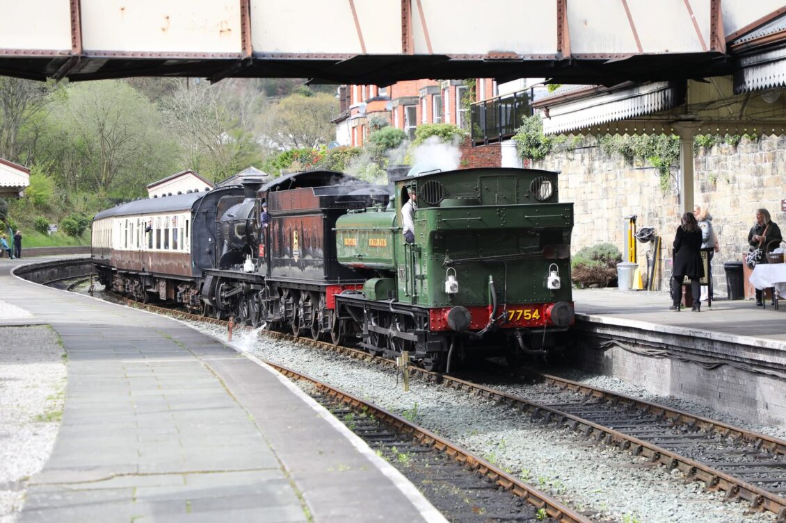 train.jpg