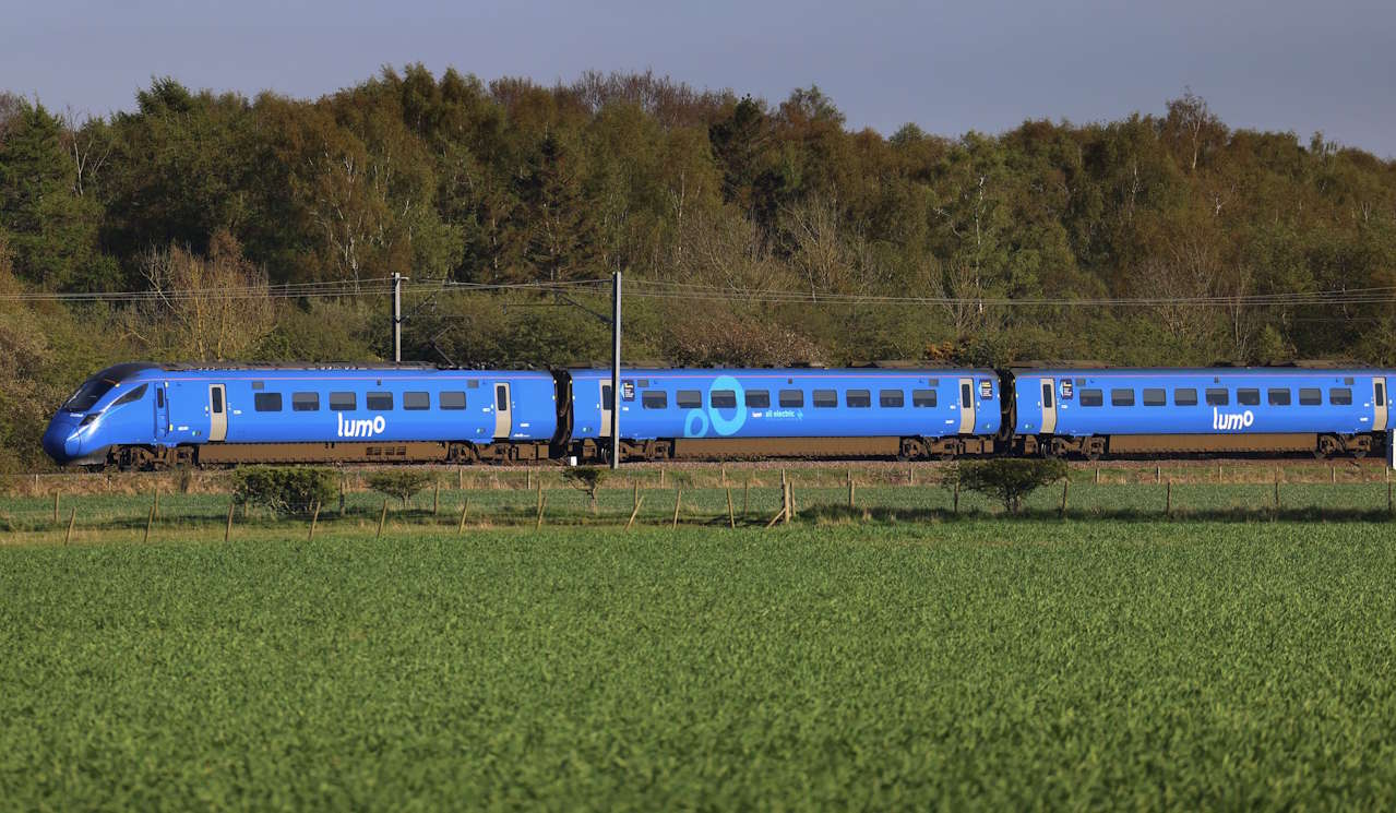 train.jpg