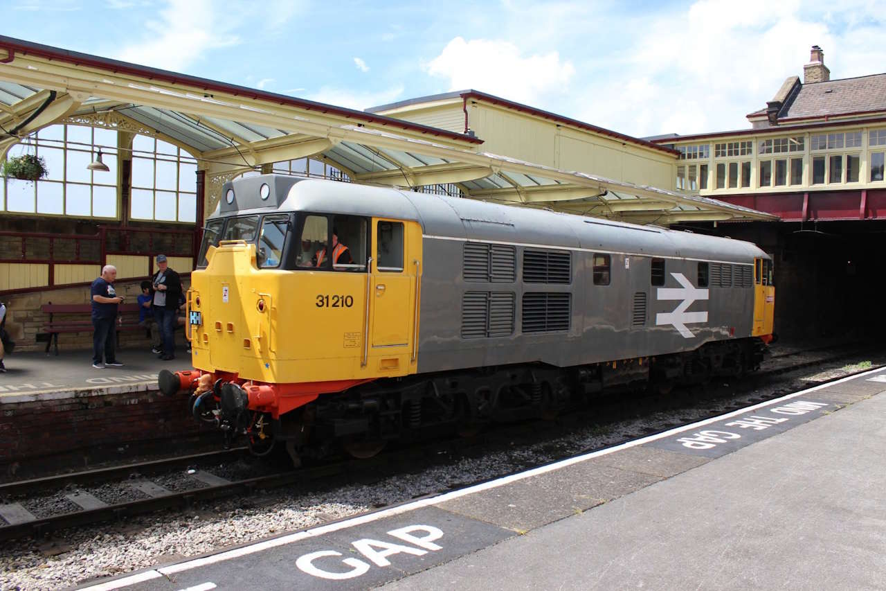 train.jpg