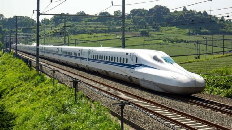 train.jpg