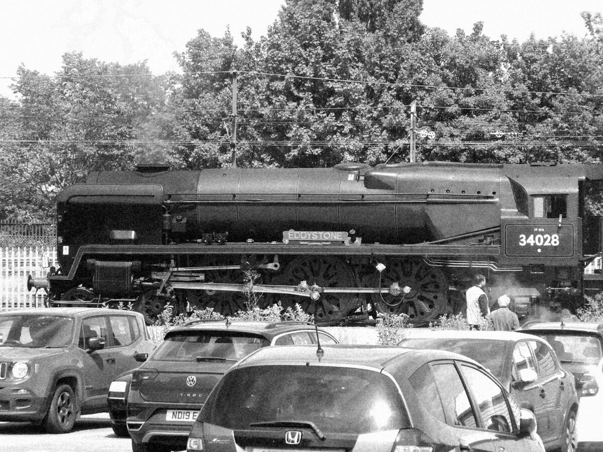 train.jpg