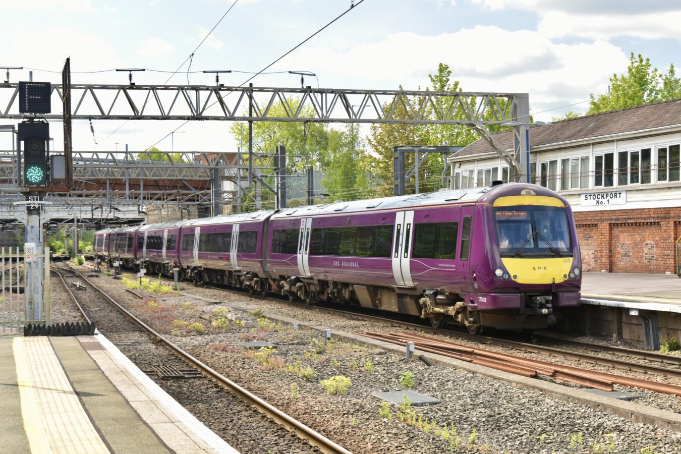 train.jpg