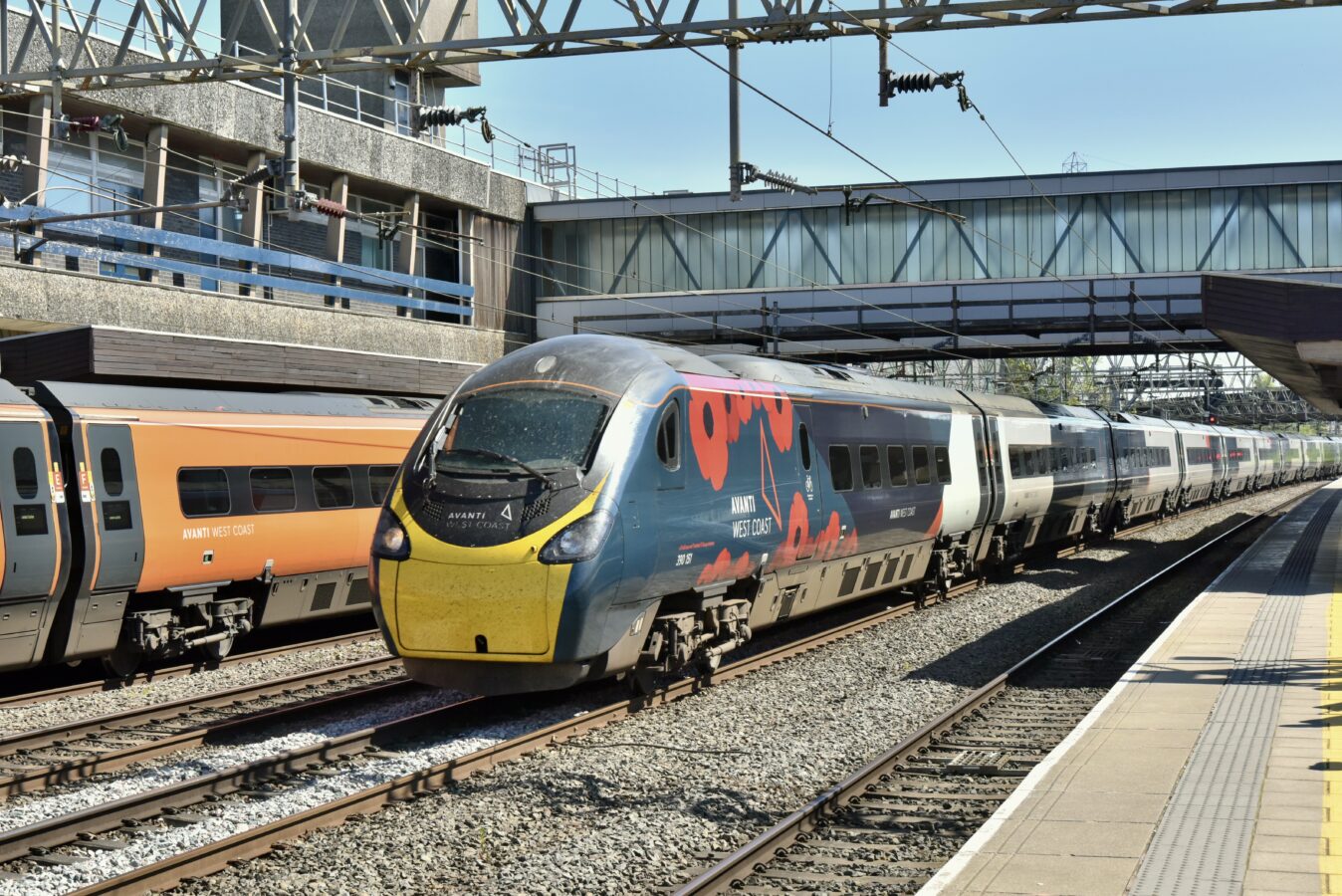 train.jpg