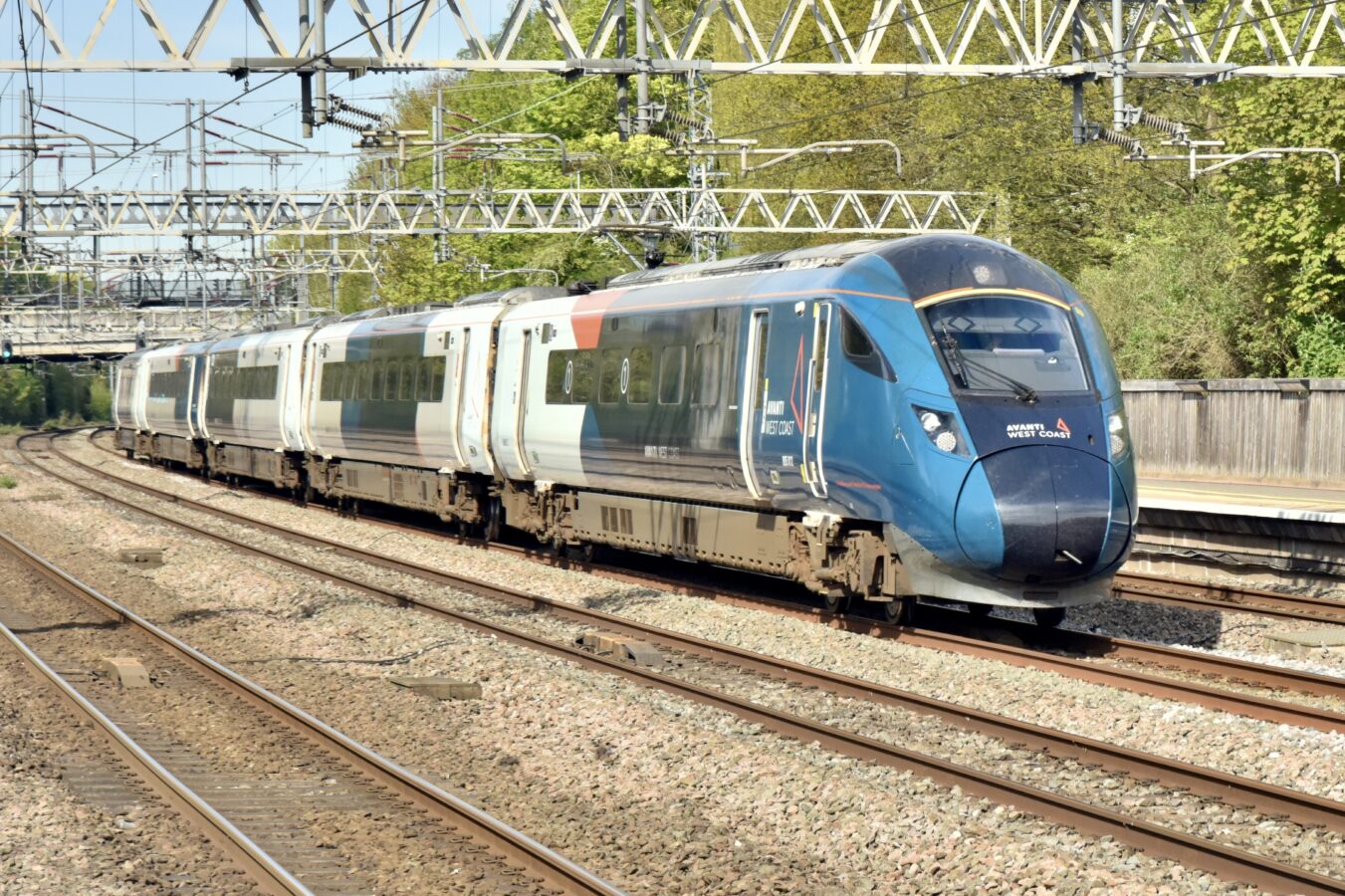 train.jpg
