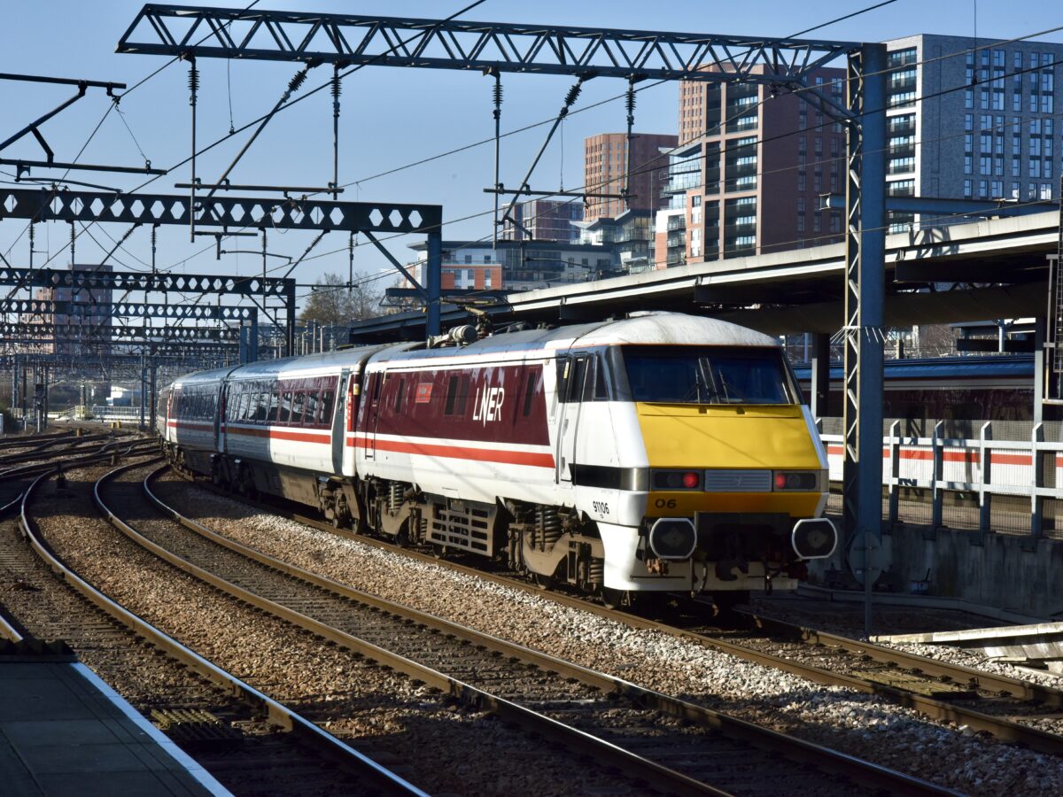 train.jpg
