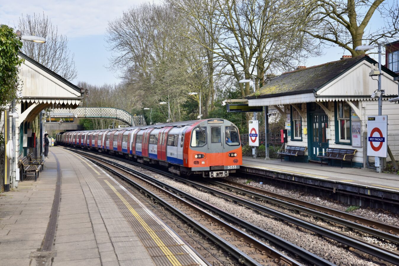 train.jpg