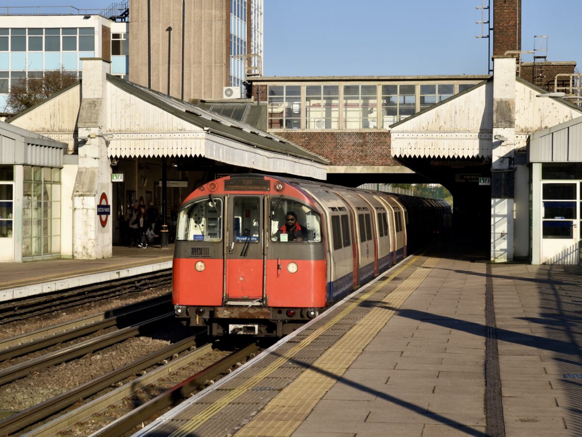 train.jpg