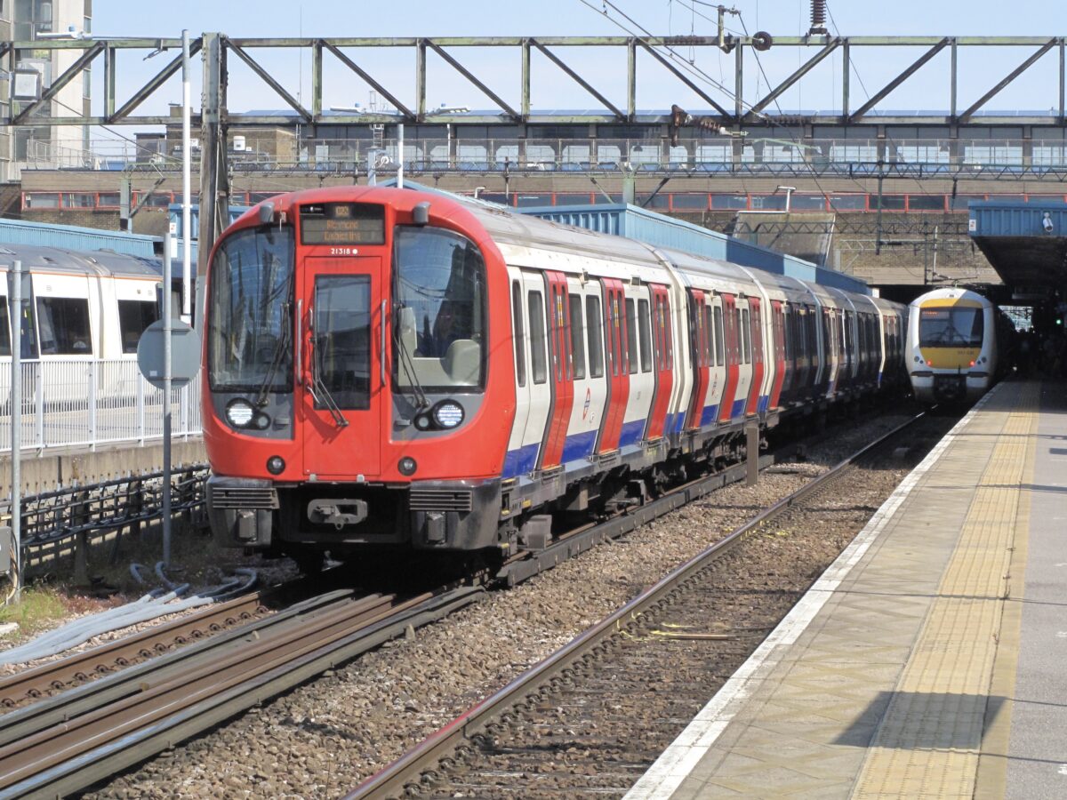 train.jpg