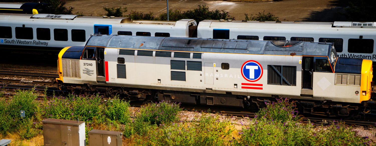 train.jpg