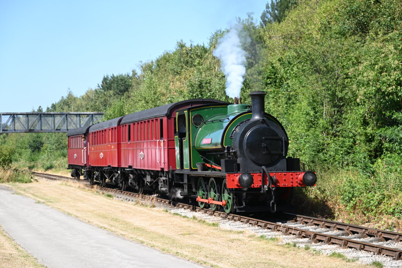 train.jpg