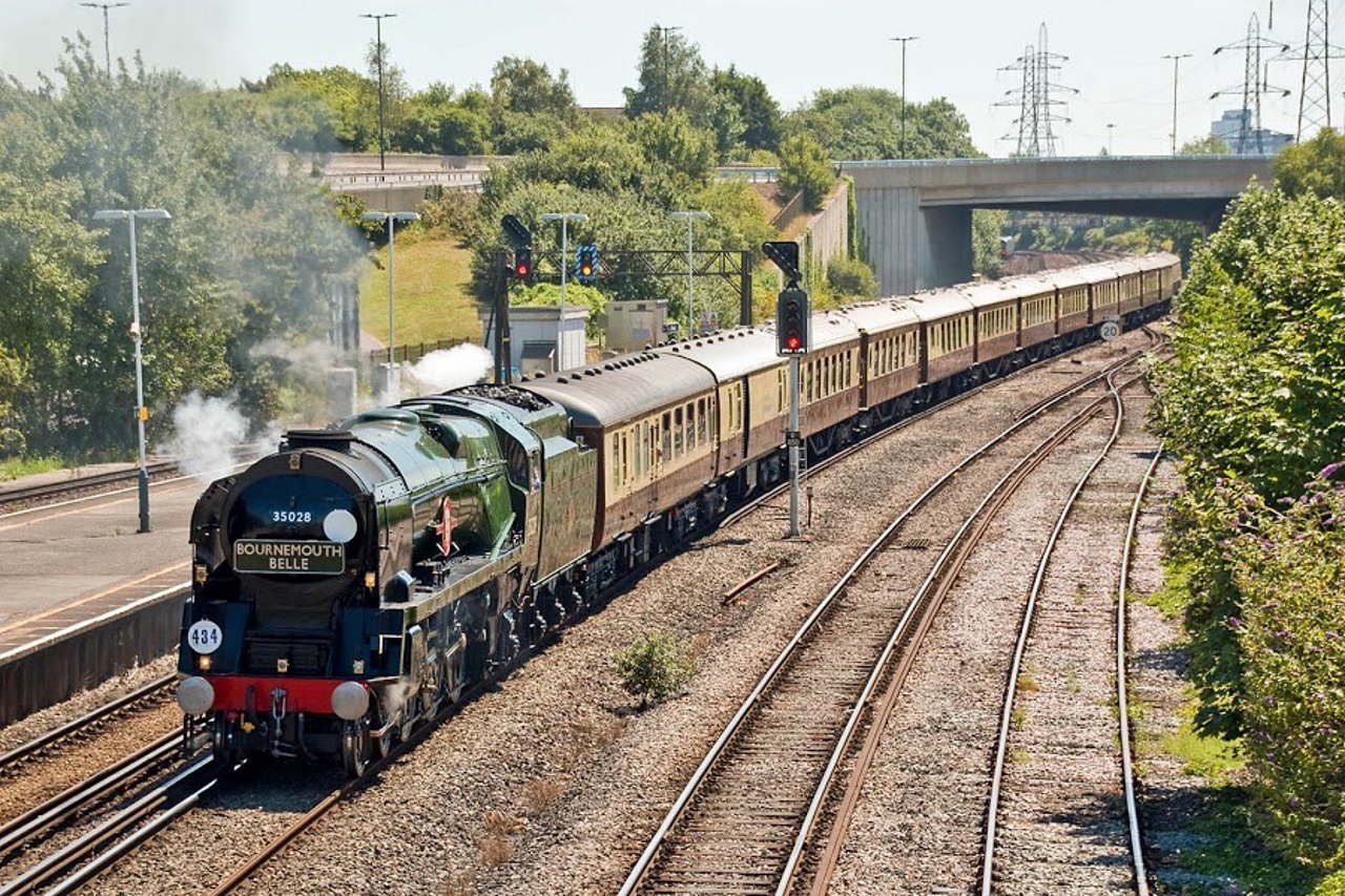 train.jpg