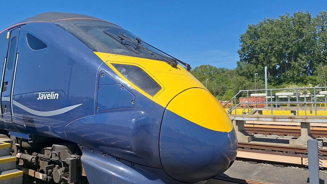 train.jpg
