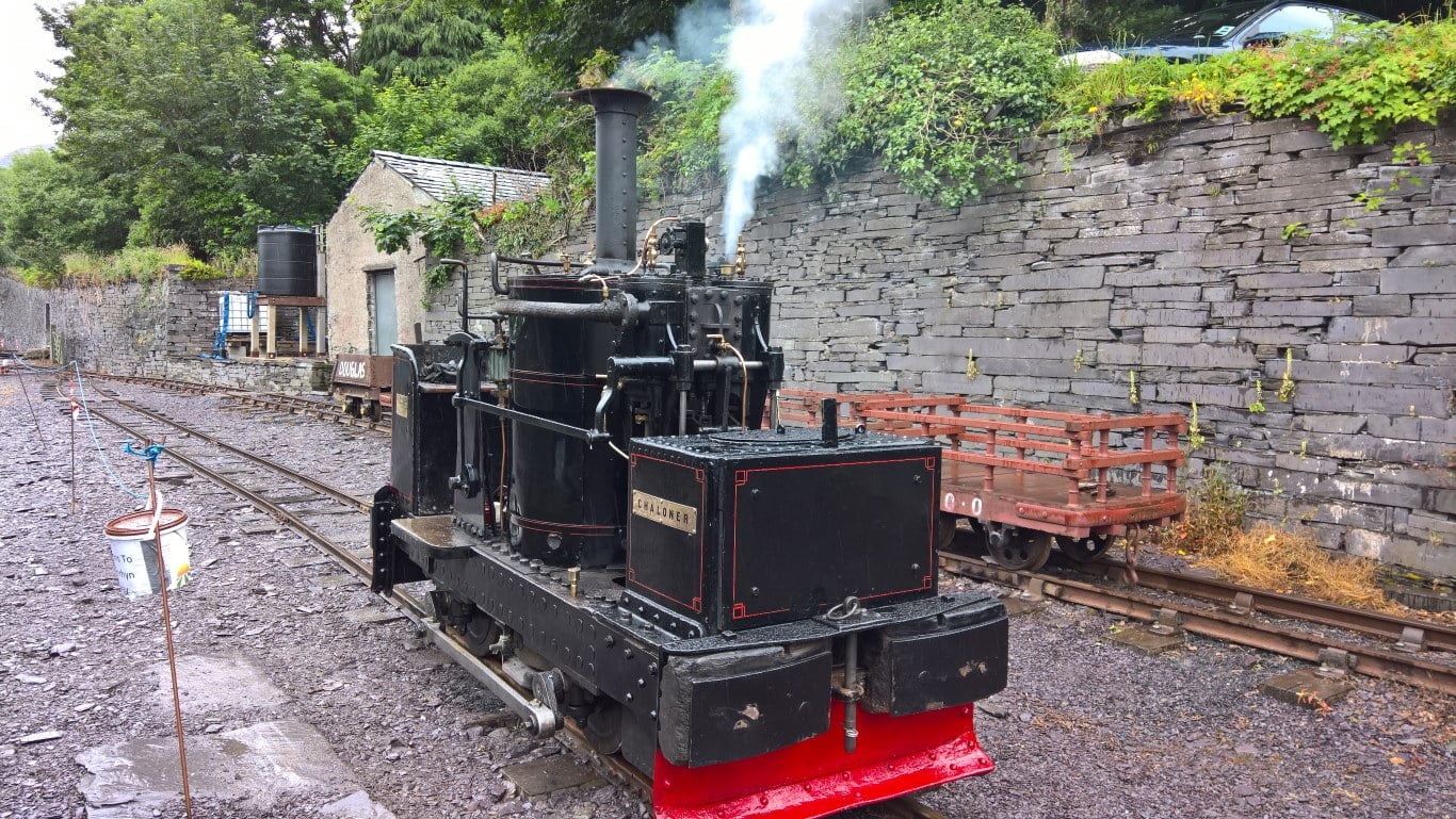 train.jpg