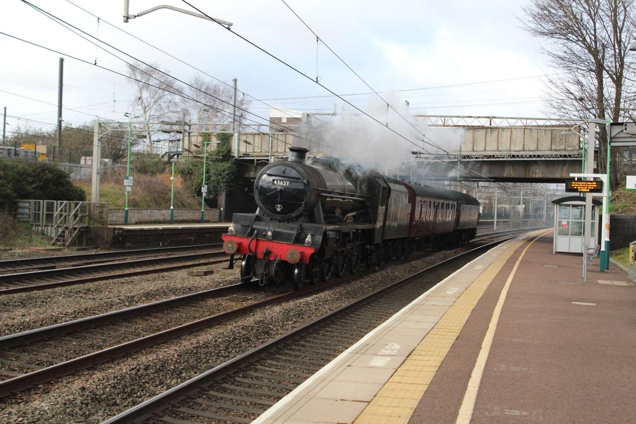 train.jpg