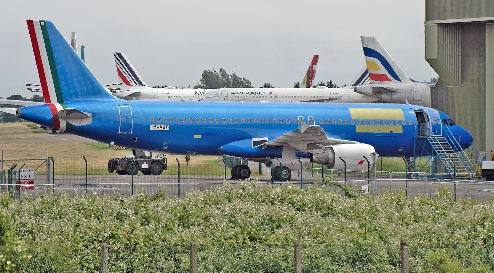 plane.jpg