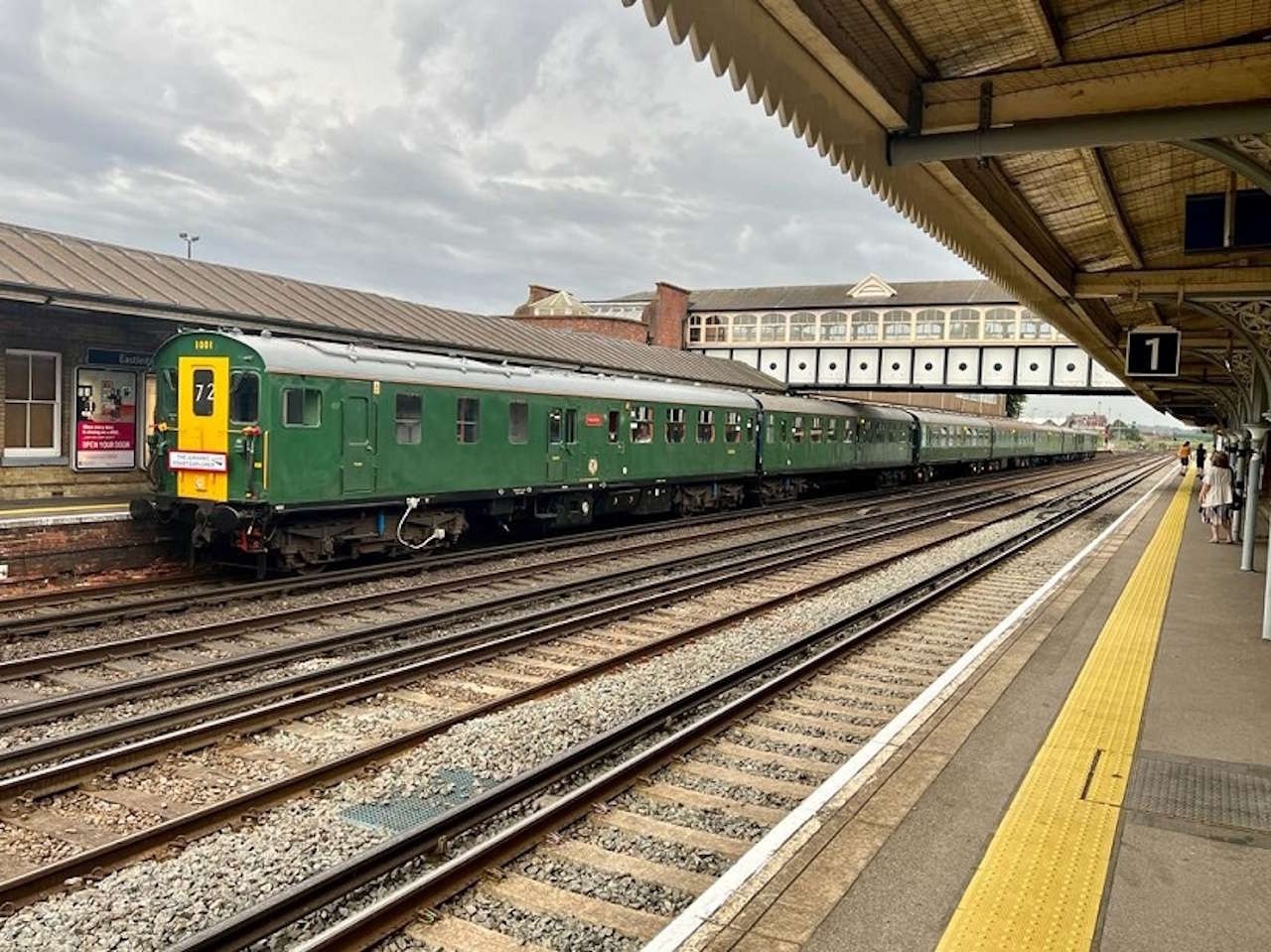 train.jpg