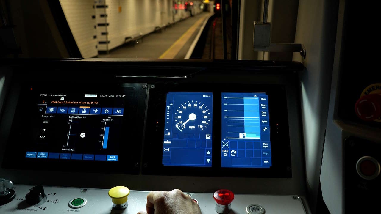 train.jpg