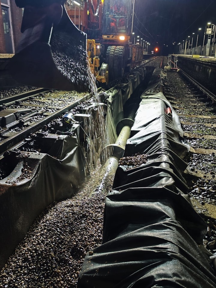train.jpg