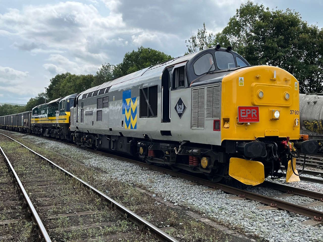 train.jpg