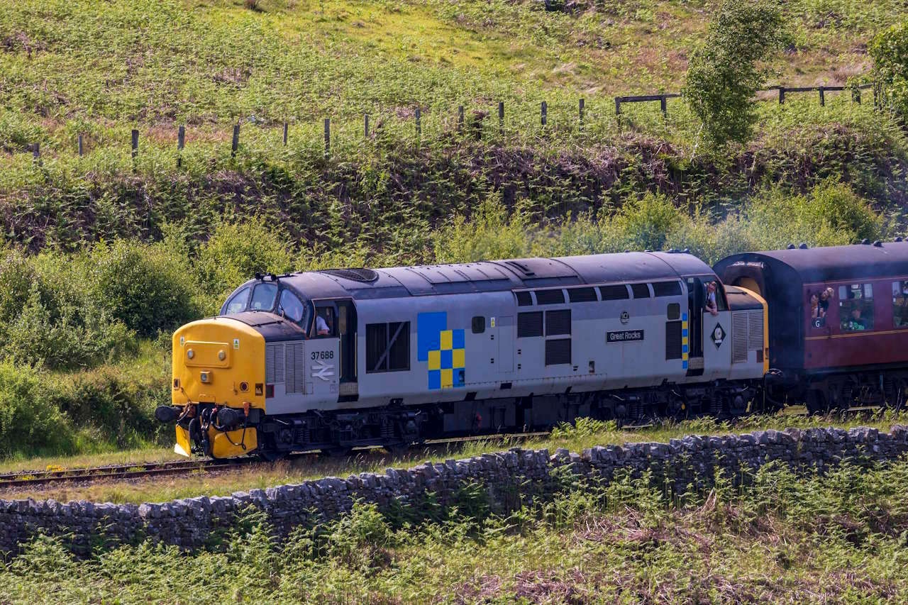 train.jpg