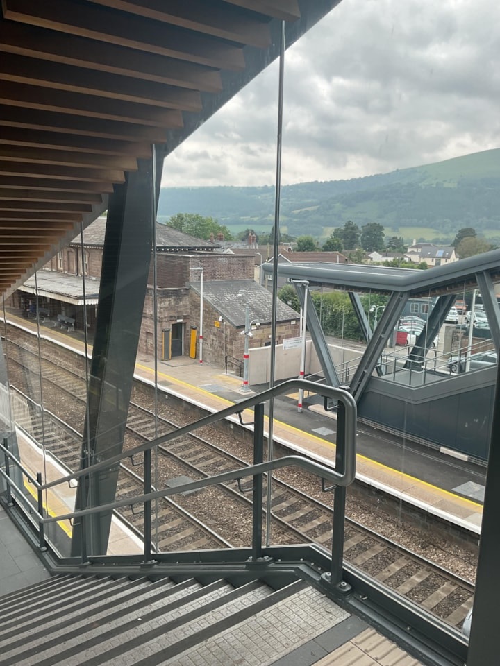 train.jpg