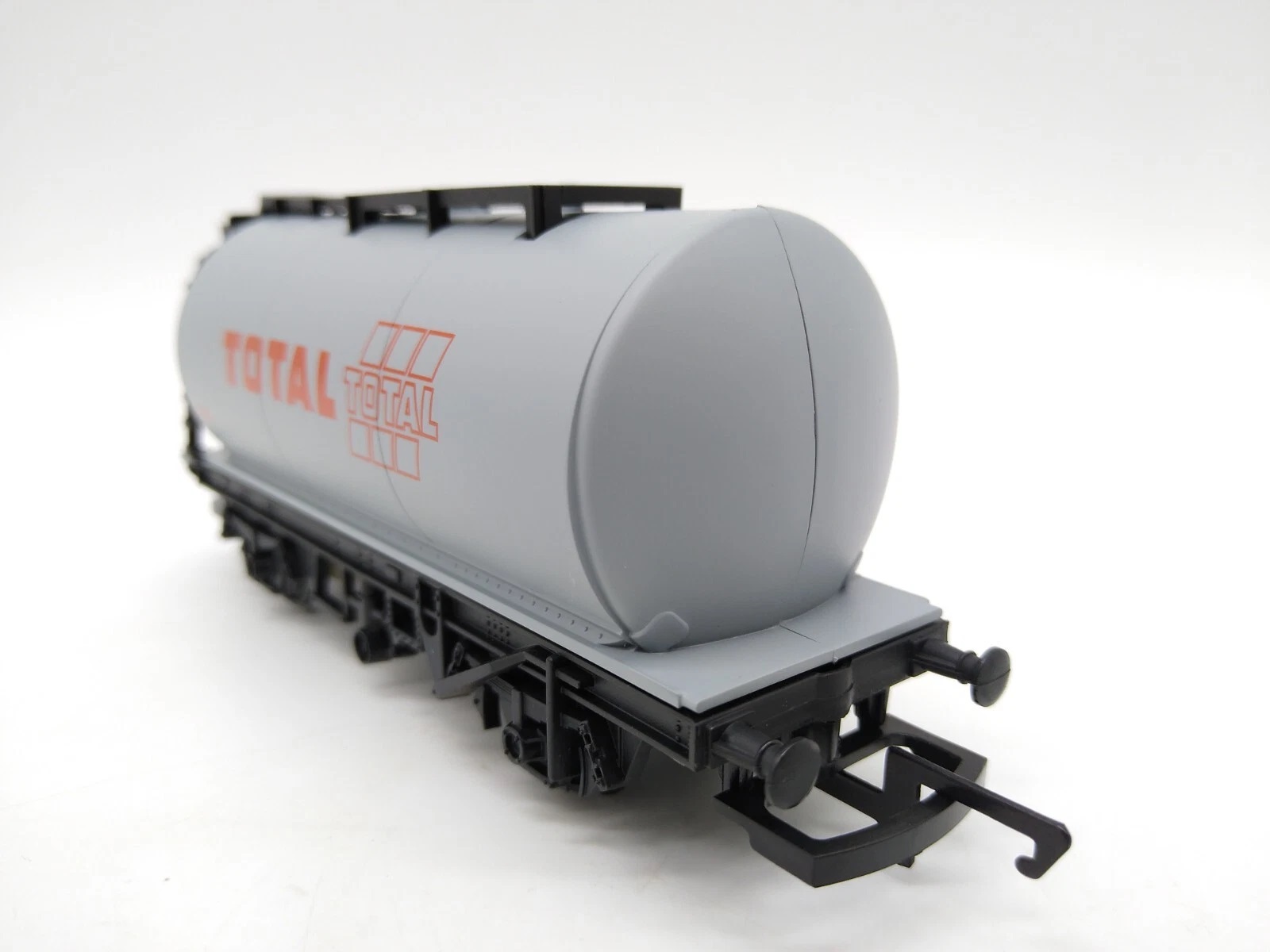 train.jpg