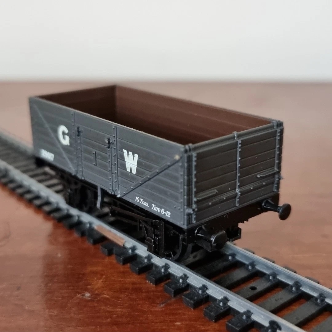 train.jpg