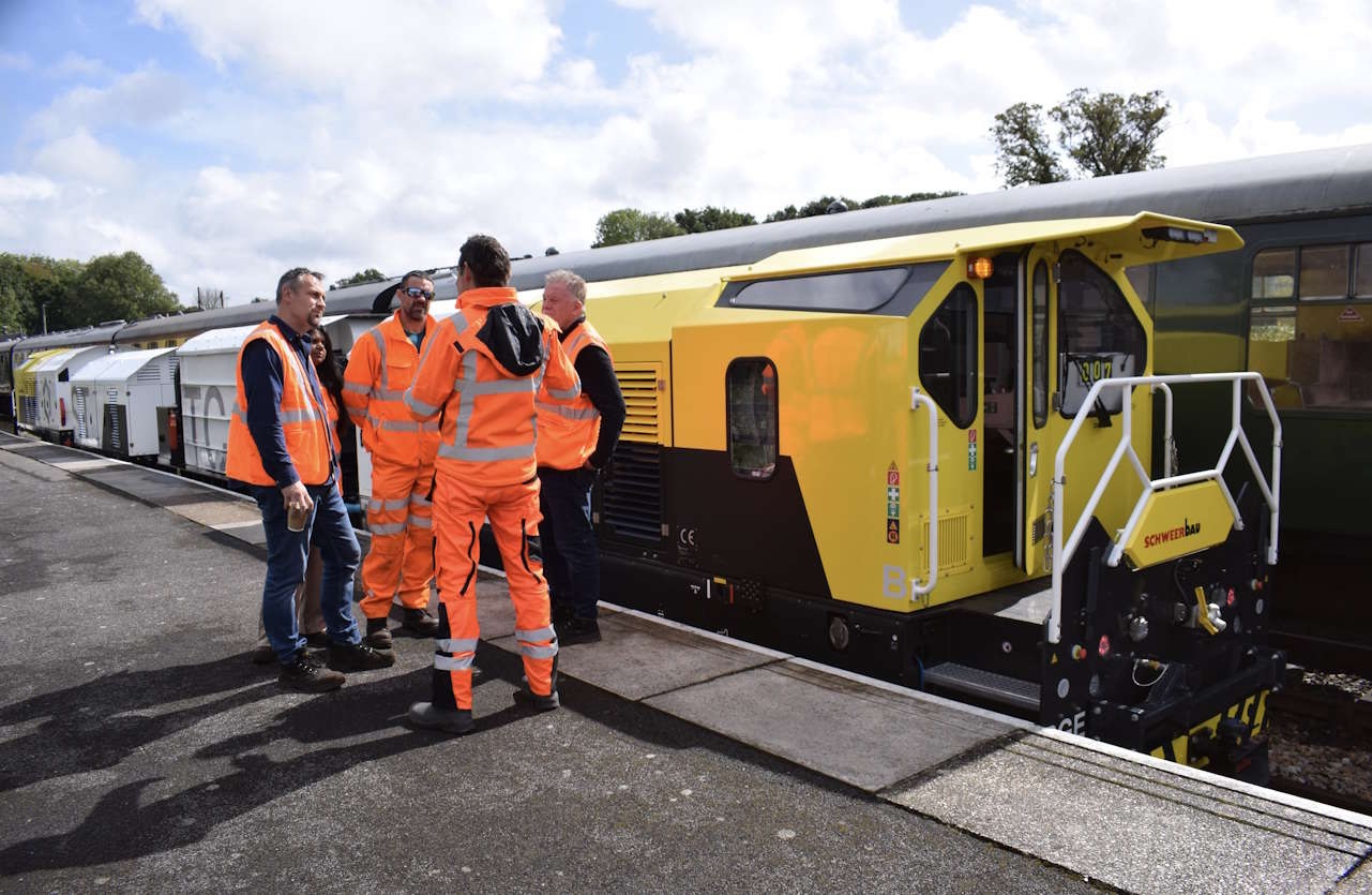 train.jpg