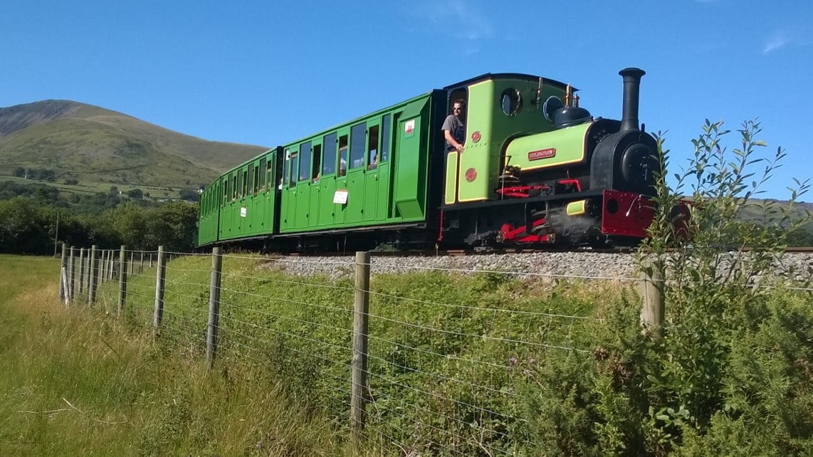 train.jpg