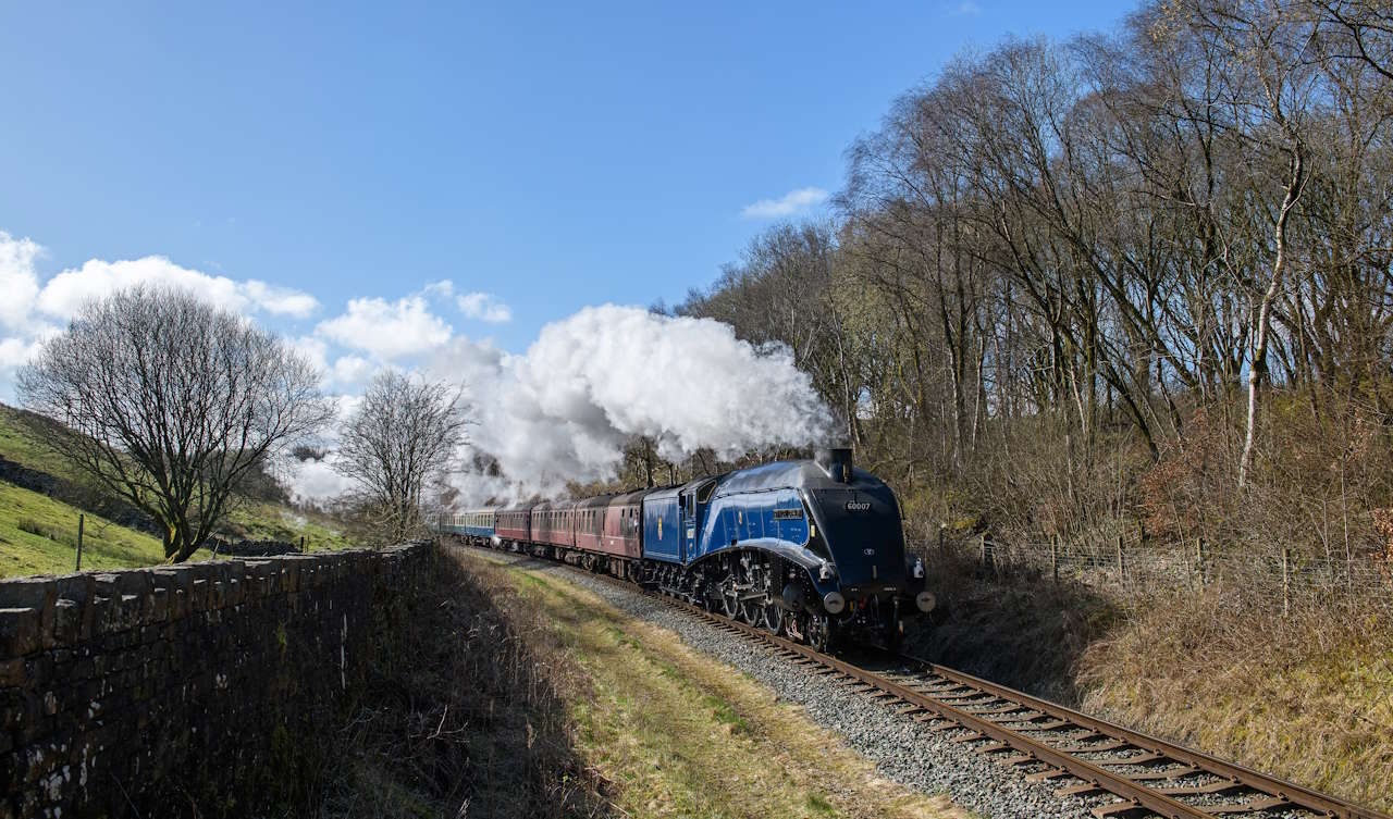 train.jpg