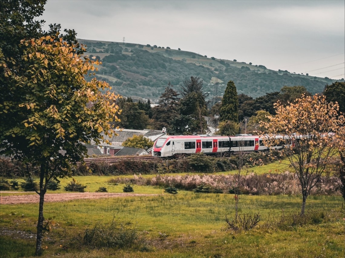train.jpg