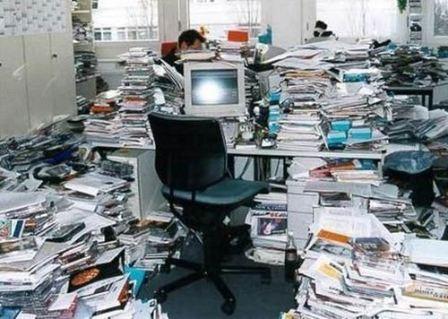 johns-office1-messy-office.jpg