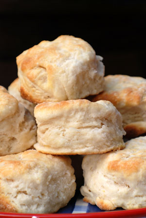 breads_buttermilk_biscuits_300x400.jpg