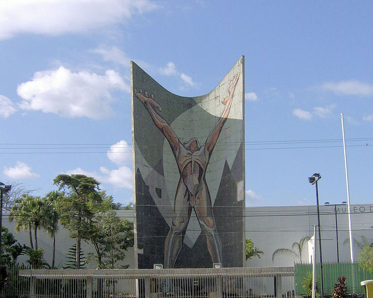 751px-Revolution_Monument_San_Salvador.JPG