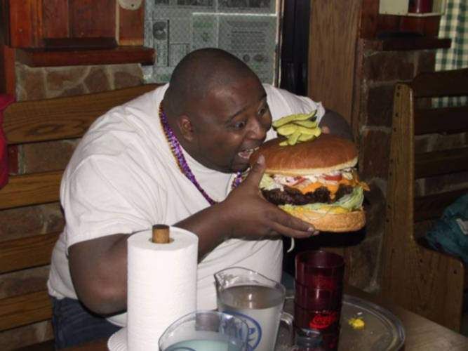 weird-people-fat-guy-eating-huge-ha.jpg