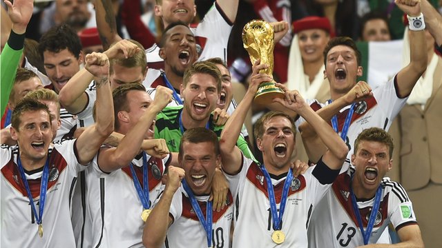 _76239690_germanytrophylift.jpg