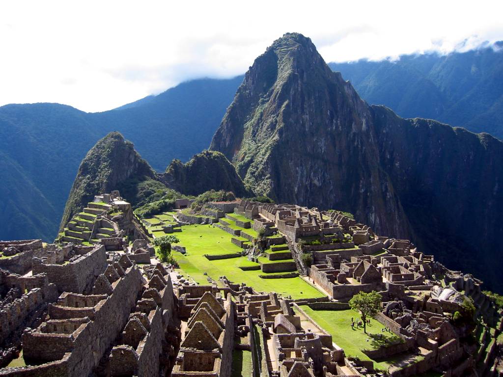 Machu-Picchu-Wallpaper.jpg