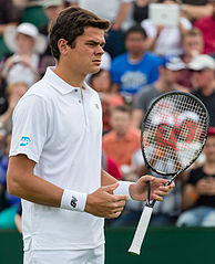 194px-Milos_Raonic_2%2C_Wimbledon_2013_-_Diliff.jpg